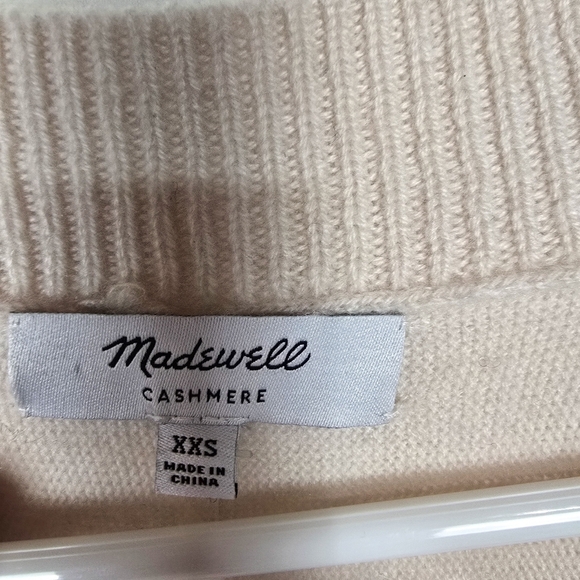 Madewell Cashmere V-Neck Sweater In Heather Oat - Picture 9 of 12